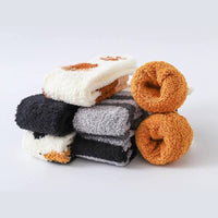 Kuschelige Socken im Katzenpfoten Design - Waagemann