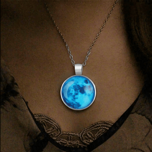 'Vollmond - Magie' Halskette - Fluoreszierend (leuchtet in der Nacht) - Waagemann