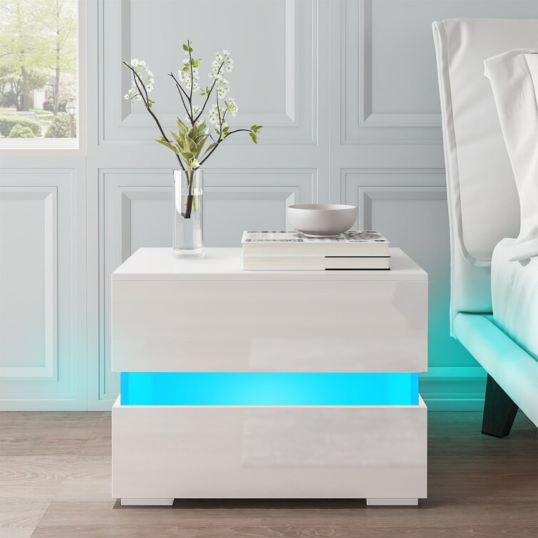 products/hochglanz-weisse-kommode-nachttisch-mit-dezenter-led-beleuchtung-fernbedienung-16-farben-391070.jpg